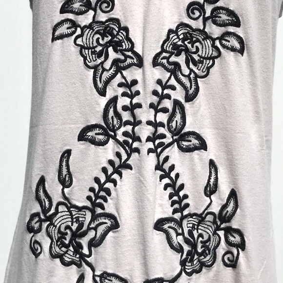 BCBG MaxAzria Cotton Halter Style Embroidered Coverup Dress Size Medium - Picture 6 of 16
